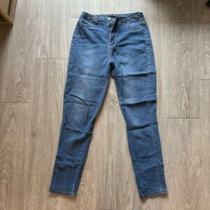 Fashion Nova skinny jeans